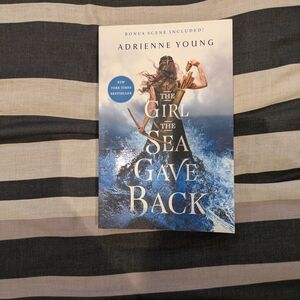 The Girl the Sea Gave Back Book - Adrienne Young